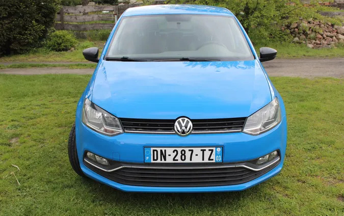 volkswagen polo Volkswagen Polo cena 25800 przebieg: 67606, rok produkcji 2015 z Zagórów